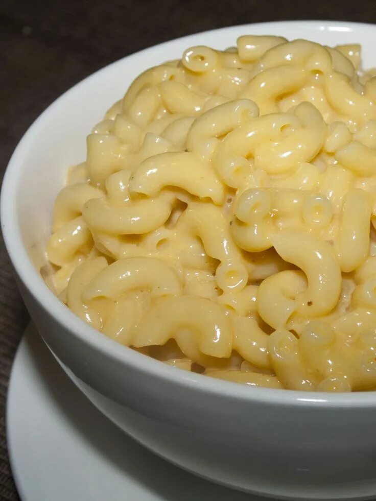Макароны с сыром рецепт с фото Alton Brown's Stove Top Mac and Cheese....."This is it. Gooey creamy cheesy with