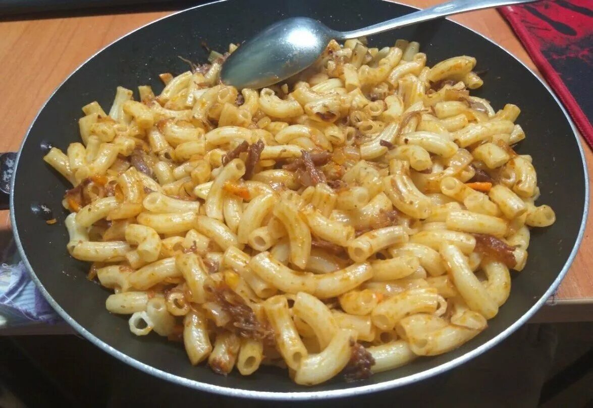 Макароны с тушенкой на сковороде фото Макароны по-флотски: как готовили это блюдо в советское время и что изменилось с
