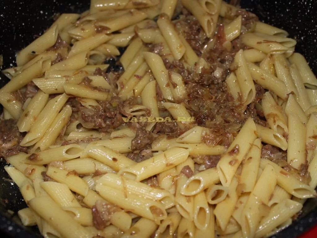 Макароны с тушенкой на сковороде фото Макароны с тушенкой рецепт пошагово - CoffeePapa.ru