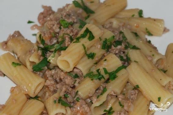 Макароны с тушенкой на сковороде фото Блюда с тушенкой - рецепты с фото на Повар.ру (90 рецептов тушенки)