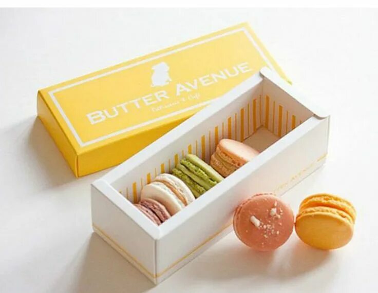 Макароны в коробке фото Pin on bien venue au mamaron Bakery packaging, Macarons, Macaroon packaging
