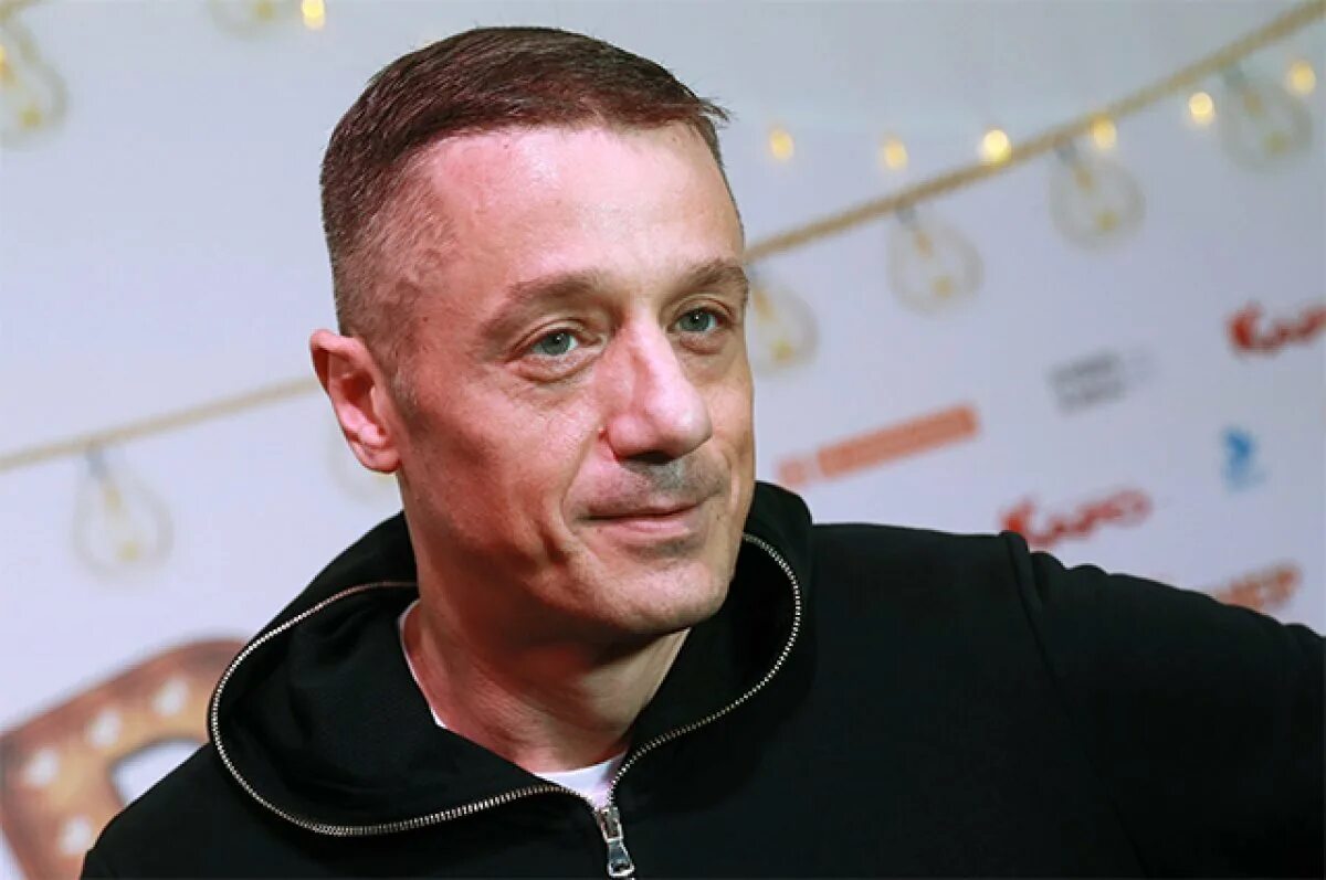 Макаров сейчас фото Я нажрал 127 кг, были запои". Чем сейчас занимается брат "Раневской"? Аргументы 