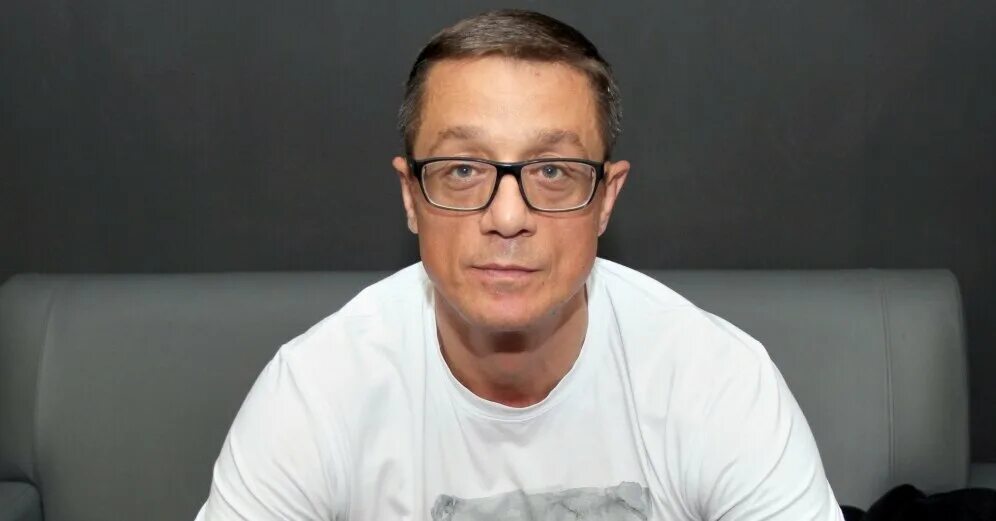 Макаров сейчас фото Алексей Макаров показал 91-летнюю маму Любови Полищук