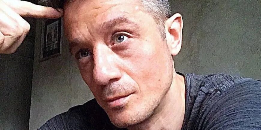 Макаров сейчас фото Алексей Макаров тайно женился на молодой стюардессе - Дорожное радио Абакан 101,
