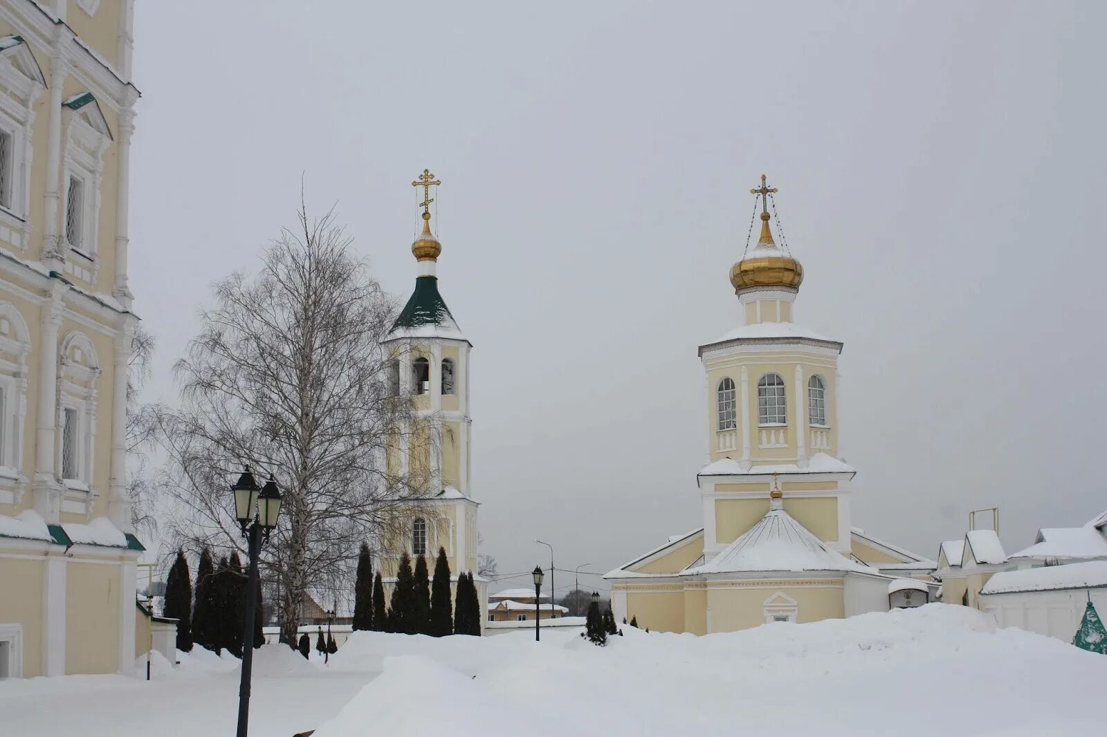 Макаровский монастырь саранск фото В паломническом центре Иоанно-Богословского Макаровского мужского монастыря сост