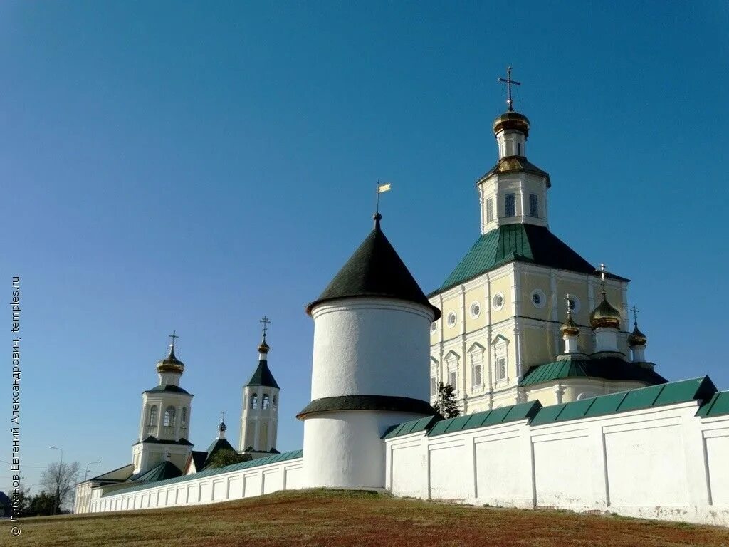 Макаровский монастырь саранск фото Макаровка, усадьба Полянских с храмовым комплексом (респ. Мордовия)