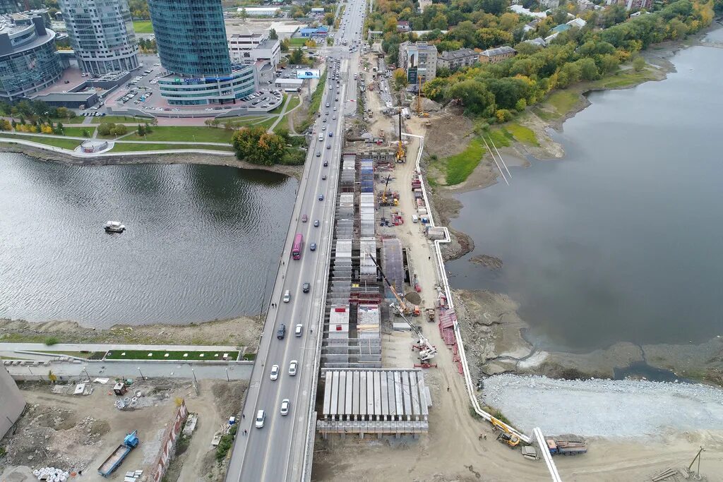 Макаровский мост фото На Макаровском мосту начали возводить третий ряд арок Регионы Селдон Новости