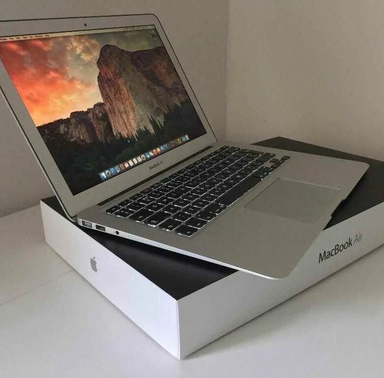 Макбук 13 фото Apple MacBook Air 13,3 - купить в Рыбинске, цена 45 000 руб., продано 6 августа 