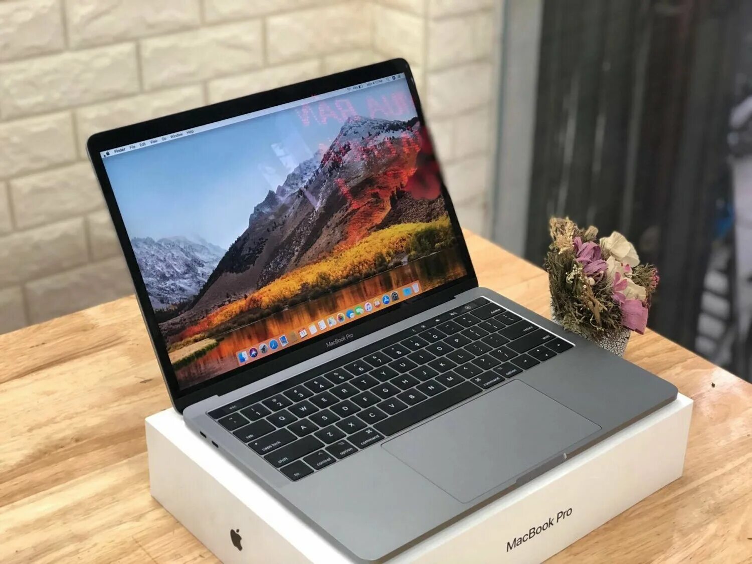 Макбук 13 фото Скупка бу macbook air в Москве: 34 мастера по ремонту ноутбуков со средним рейти