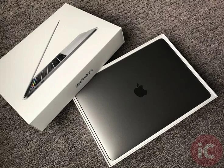 Макбук айфон фото 2016 13-inch MacBook Pro with Touch Bar: First Impressions Sticky * iPhone in Ca