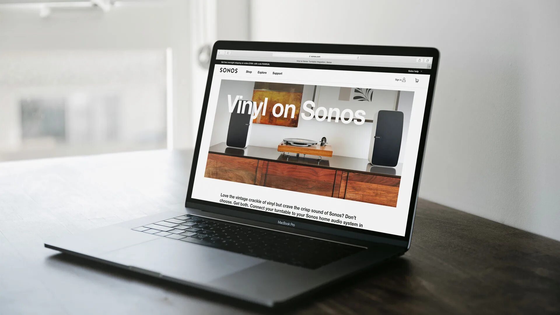 Макбук для дизайнера интерьера Space Grey Macbook Pro On A Brown Table :: Behance