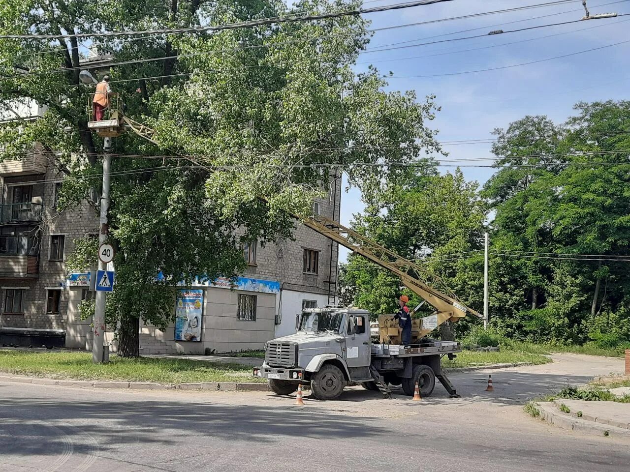 Макеевка фото города сегодня Югра восстанавливает объекты в подшефной Макеевке : Департамент строительства и 
