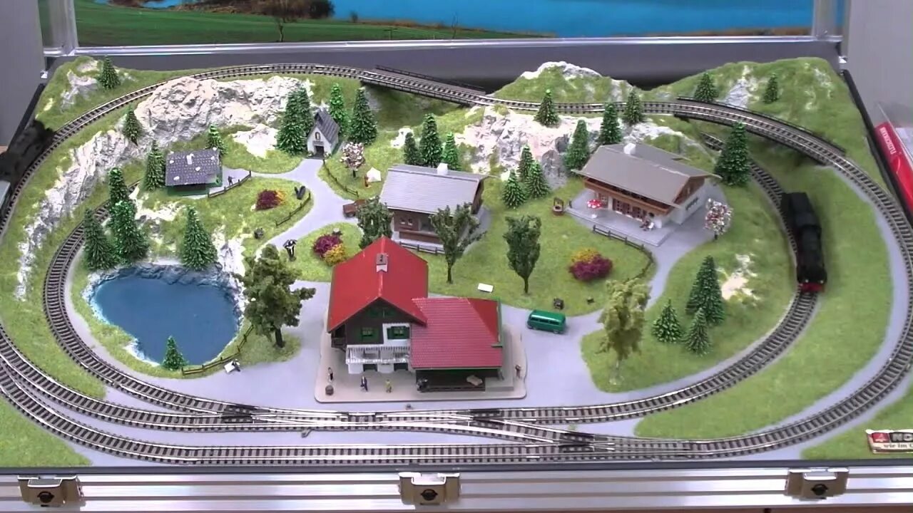 Макет 1 класс фото Noch88270 Briefcase layout by Hong's International - YouTube