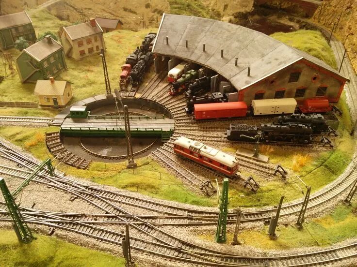 Макеты железных дорог фото Pin on MODÉLES RÉDUITES DE RÊVES Model railway track plans, Ho model trains, Mod