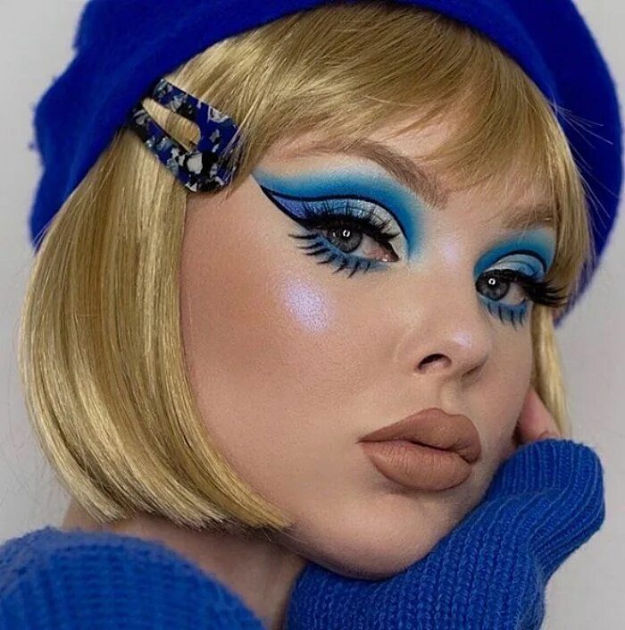 Макияж 00 х годов 18 Maquillajes inspirados en los años 60 para tus fotos de Instagram Maquillaje 