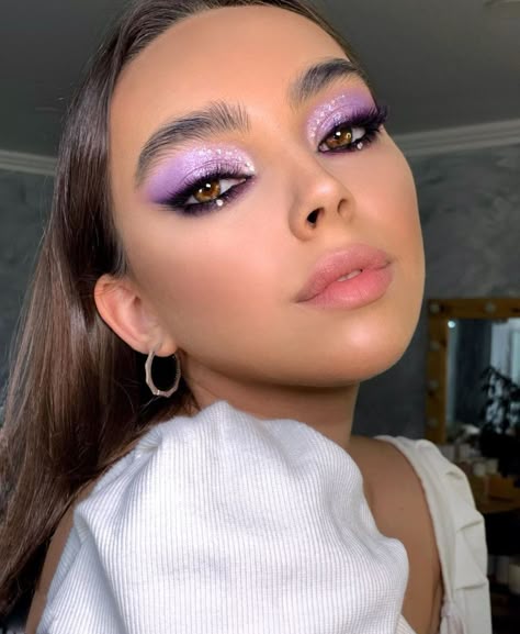 Макияж 13 10 популярных идей на тему "maquillaje tono lila" для вдохновения