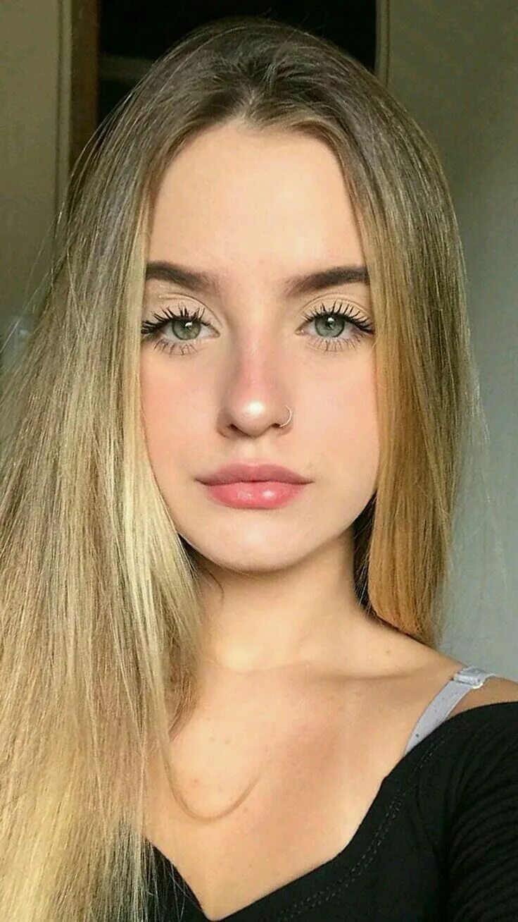 Макияж 15 лет девочки Beautiful Face Woman Aesthetic girl, Beauty girl, Beautiful women faces