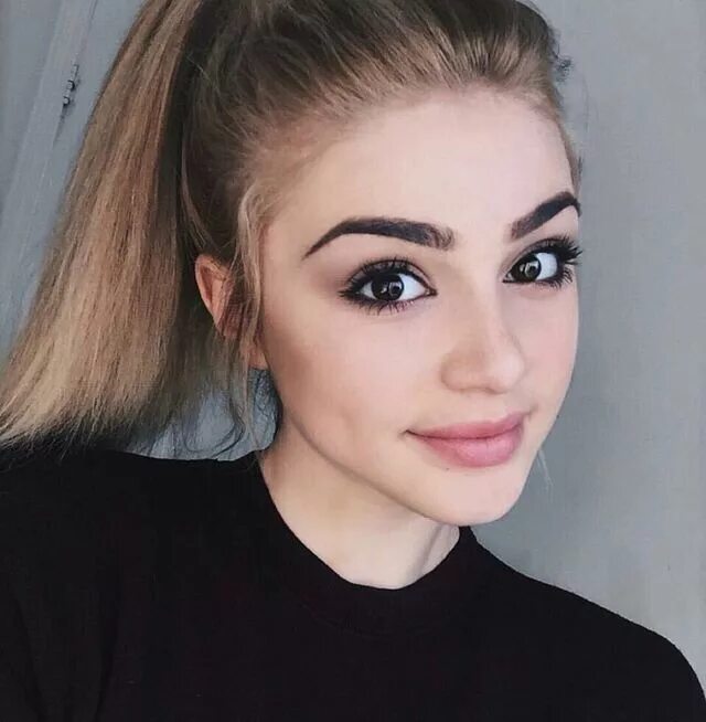 Макияж 16 лет Pinterest Natural makeup, Makeup looks, Hair makeup
