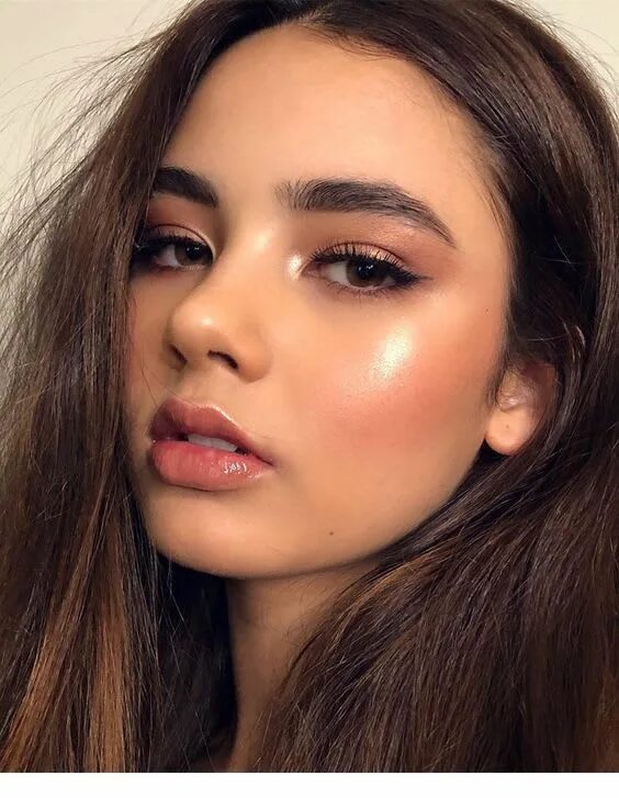 Макияж 17 лет Pin on Makeup ❣ Gold eye makeup, Rose gold eye makeup, Natural makeup