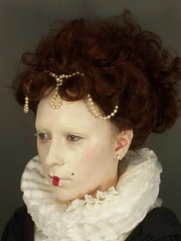Макияж 17 века Pin by sara.k on fashion history Renaissance makeup, Renaissance hairstyles, Med