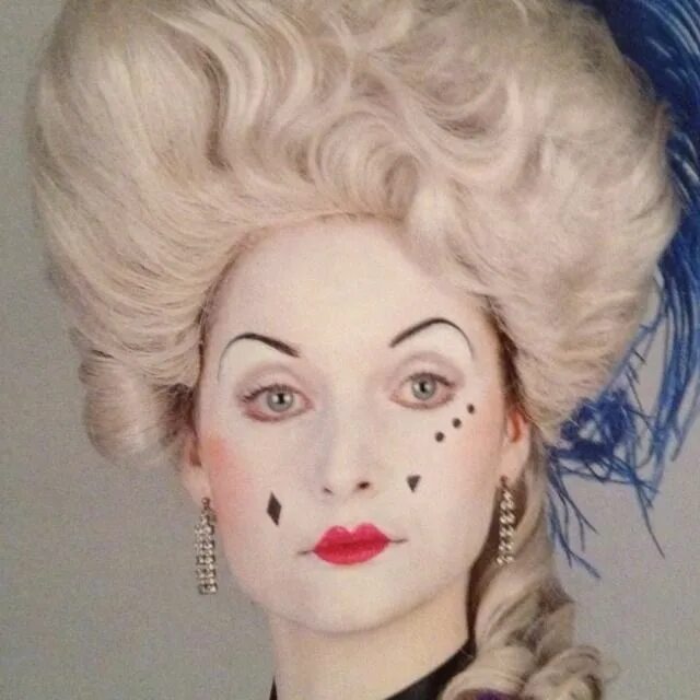 Макияж 17 века all because of that dang deer Victorian makeup, Historical hairstyles, 18th cent