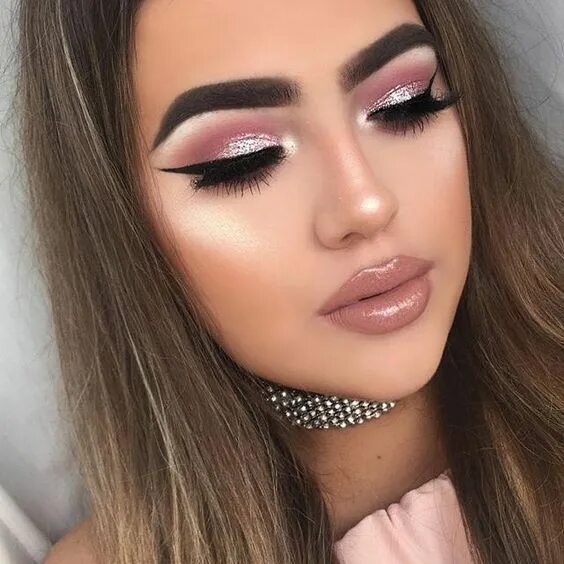 Макияж 18 Макияж на Новый год 2019: ТОП-20 идей мейк-апа с блестками Full face makeup, Mak