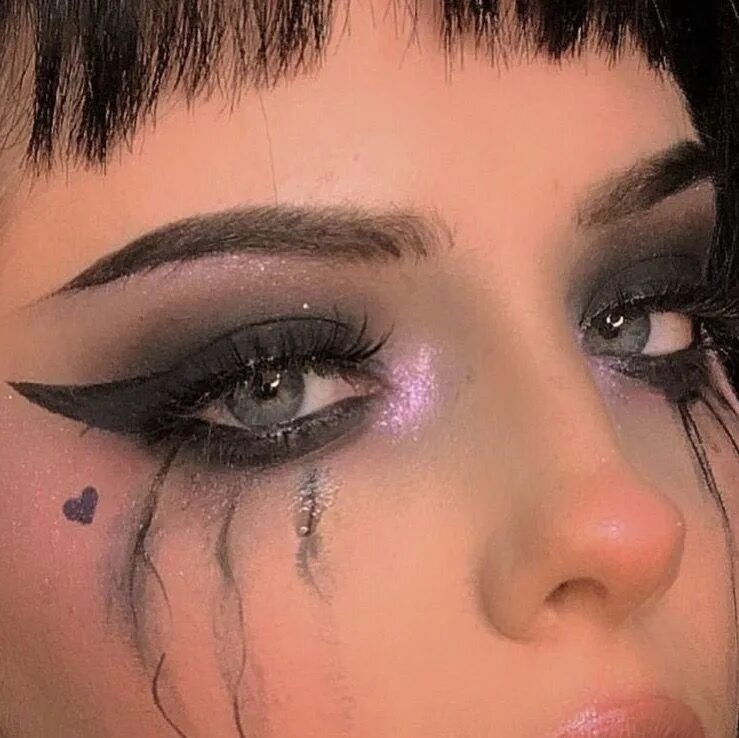 Макияж 19 #makeup #make_up #eye #black #cry Look per trucco, Trucco occhi facile, Trucco