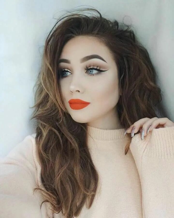 Макияж 19 года Orange makeup Стили причесок, Оранжевый макияж, Прически