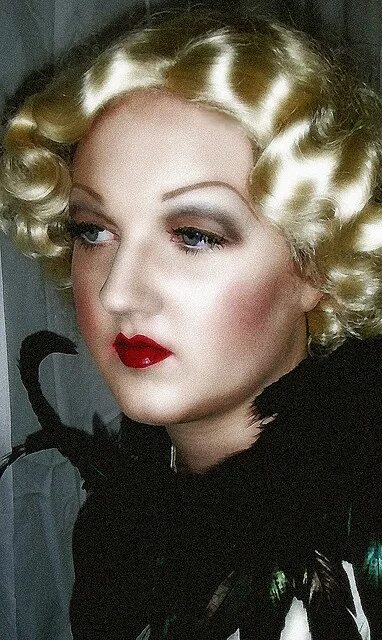 Макияж 1930 года 1930's make up vintage - a photo on Flickriver 30s makeup, 1930s makeup, Histori