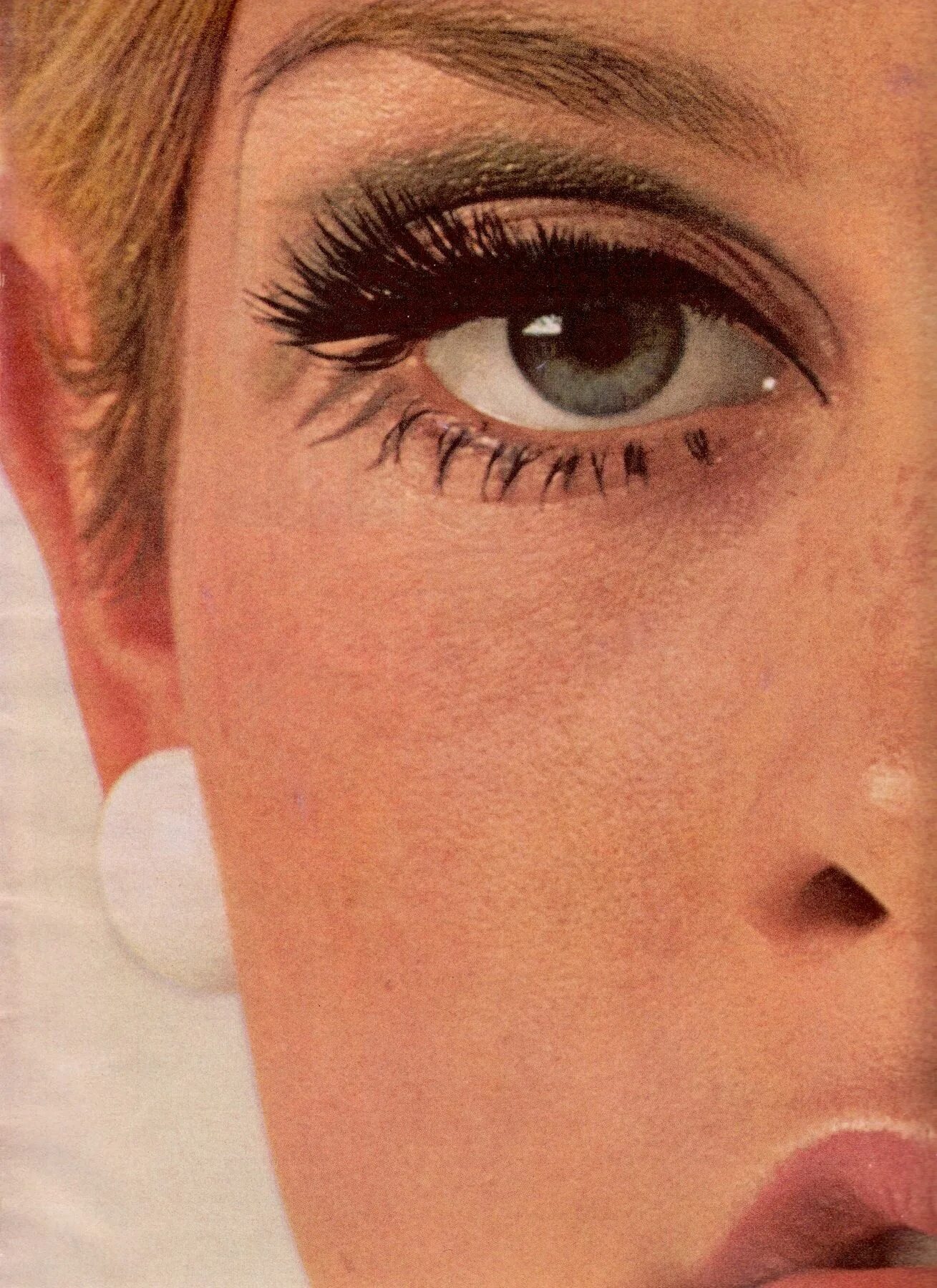 Макияж 1960 годов Vintage Glam: Stunning Close-Up Eye Makeup from 1967