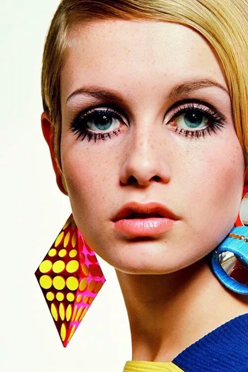 Макияж 1960 х годов CAROLINA COLLEGIATE Twiggy, Sixties fashion, 1960s fashion