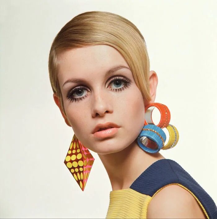 Макияж 1960 х годов Historia del Maquillaje - 1960 Twiggy lawson, Stile anni '60, Moda anni '60