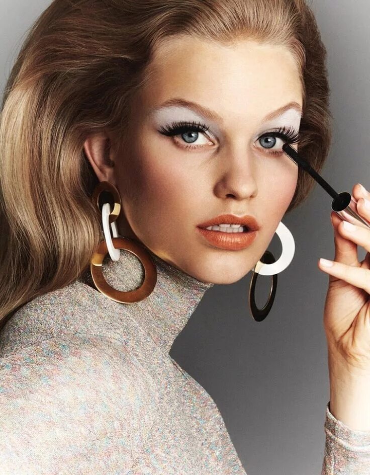 Макияж 1960 х годов Pin by Oksana Klevakova on Макияж и прически Editorial makeup, Vogue makeup, Fas