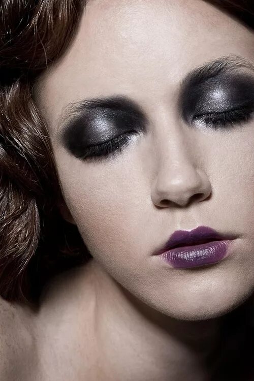 Макияж 20 Black eye make-up 1920s makeup, Makeup, Eye makeup