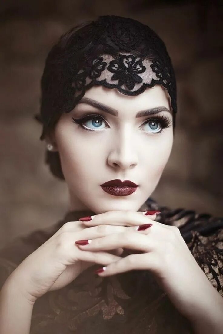 Макияж 20 годов прошлого века Risultati immagini per jaren 20 30 make up Retro wedding makeup, Vintage makeup,