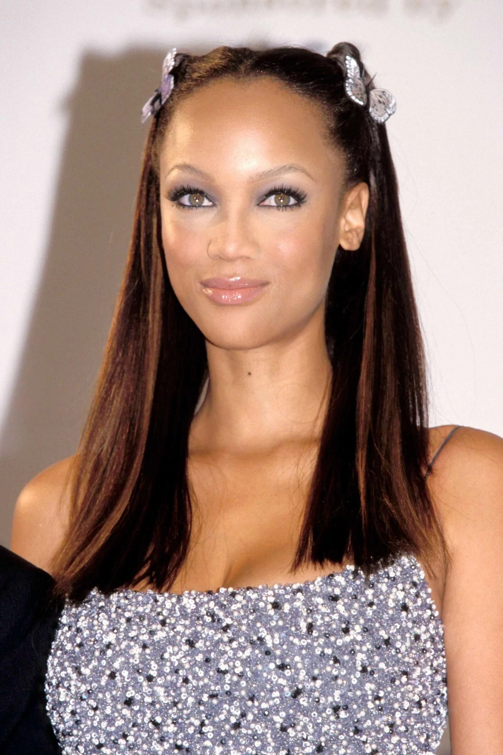 Макияж 2000 х годов 23 Hairstyles You Were Obsessed With in the Early 2000s 2000s hairstyles, Hair c