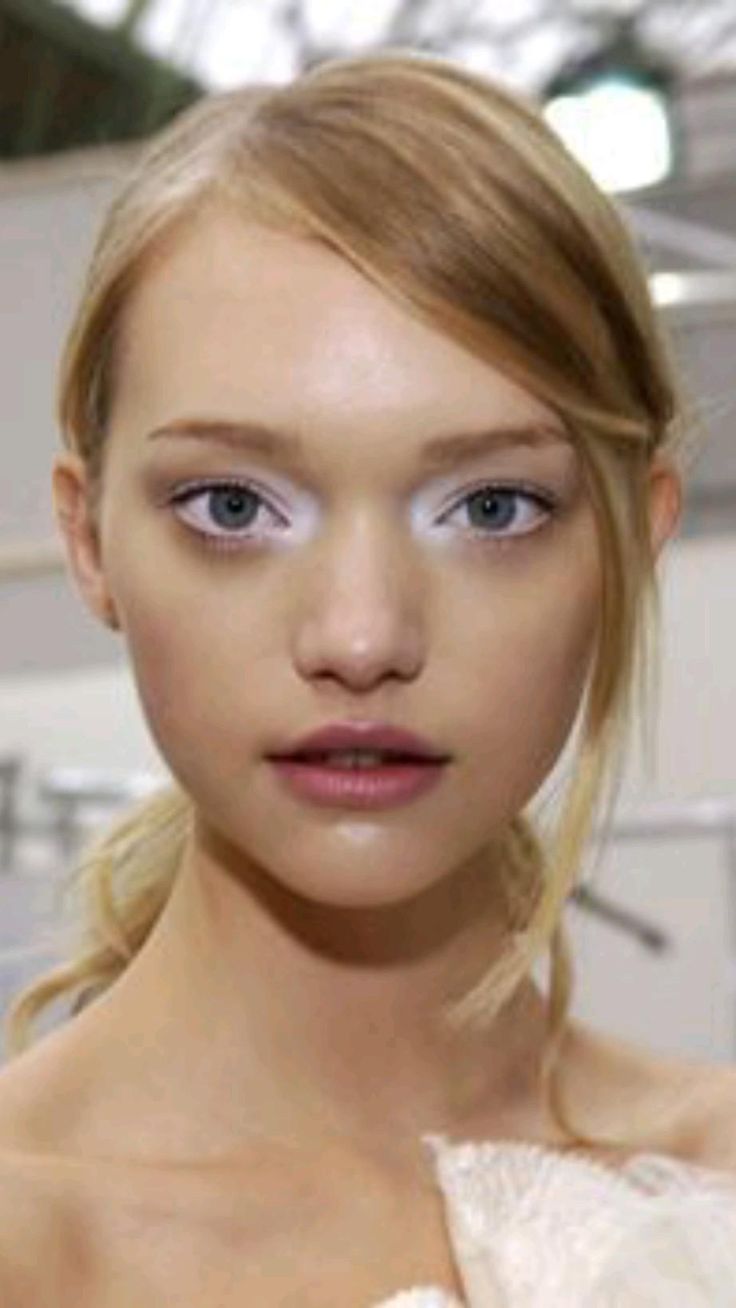 Макияж 2006 года Pin by jess ❀ on reference pics ⋆.° ✩ Beauty, Gemma ward, Hair makeup