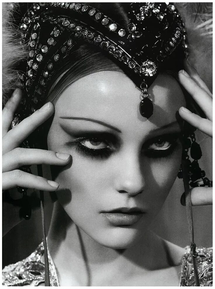 Макияж 2006 года robertocustodioart: Caroline Trentini by Sofia Sanchez & Mauro Mongiello 2006 Ma