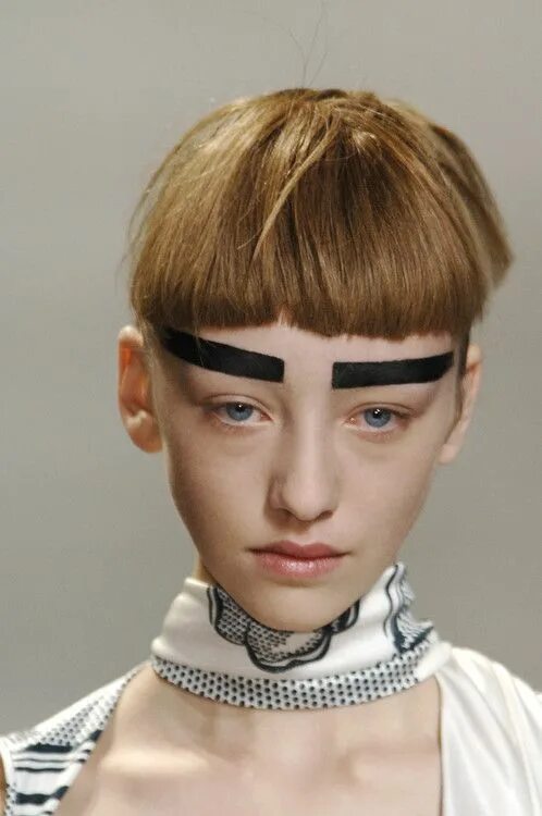 Макияж 2007 года Pin by Kemet le Chevalier on face paint Hair makeup, Bad eyebrows, Hair beauty