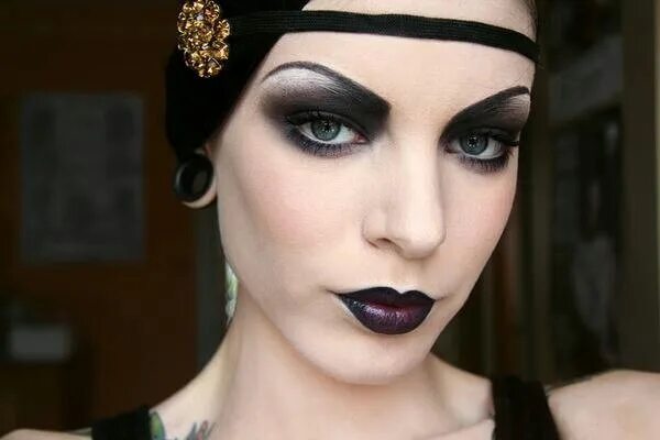 Макияж 2007 х годов 1920s style for the modern day 1920s makeup, Flapper makeup, Makeup