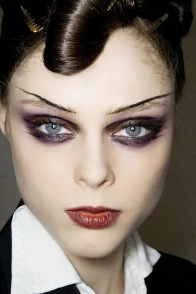 Макияж 2008 года FashionFixation Fashion makeup, Punk makeup, Show makeup