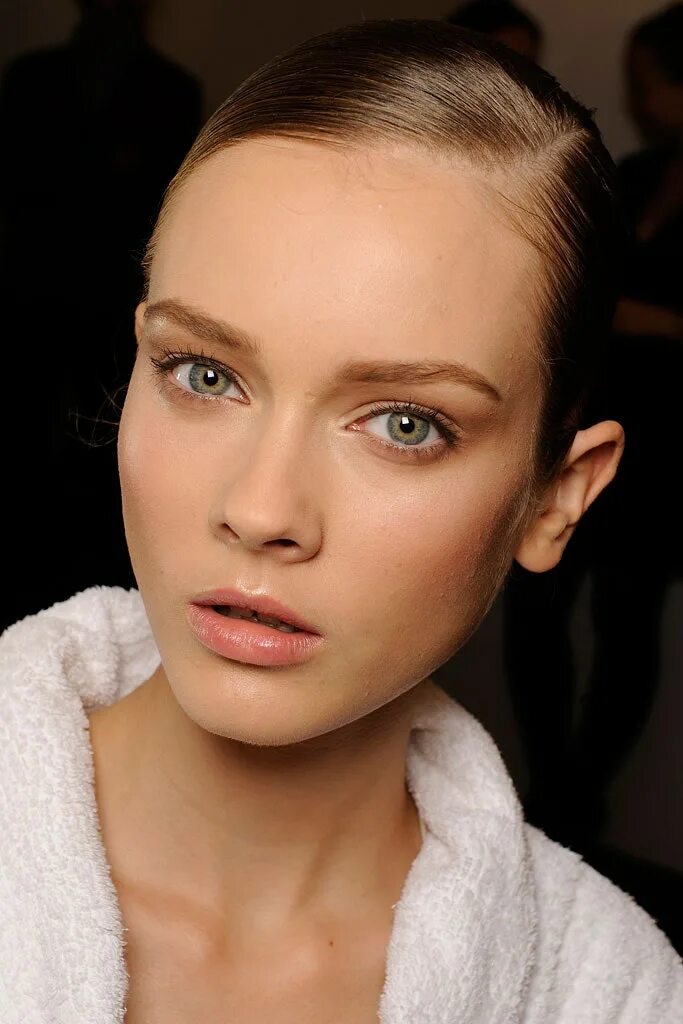 Макияж 2010 года Gucci Spring 2010 Ready-to-Wear Collection Vogue