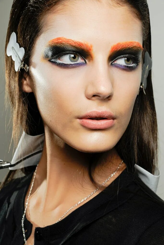 Макияж 2012 года Prada Fall 2012 Ready-to-Wear Collection Vogue