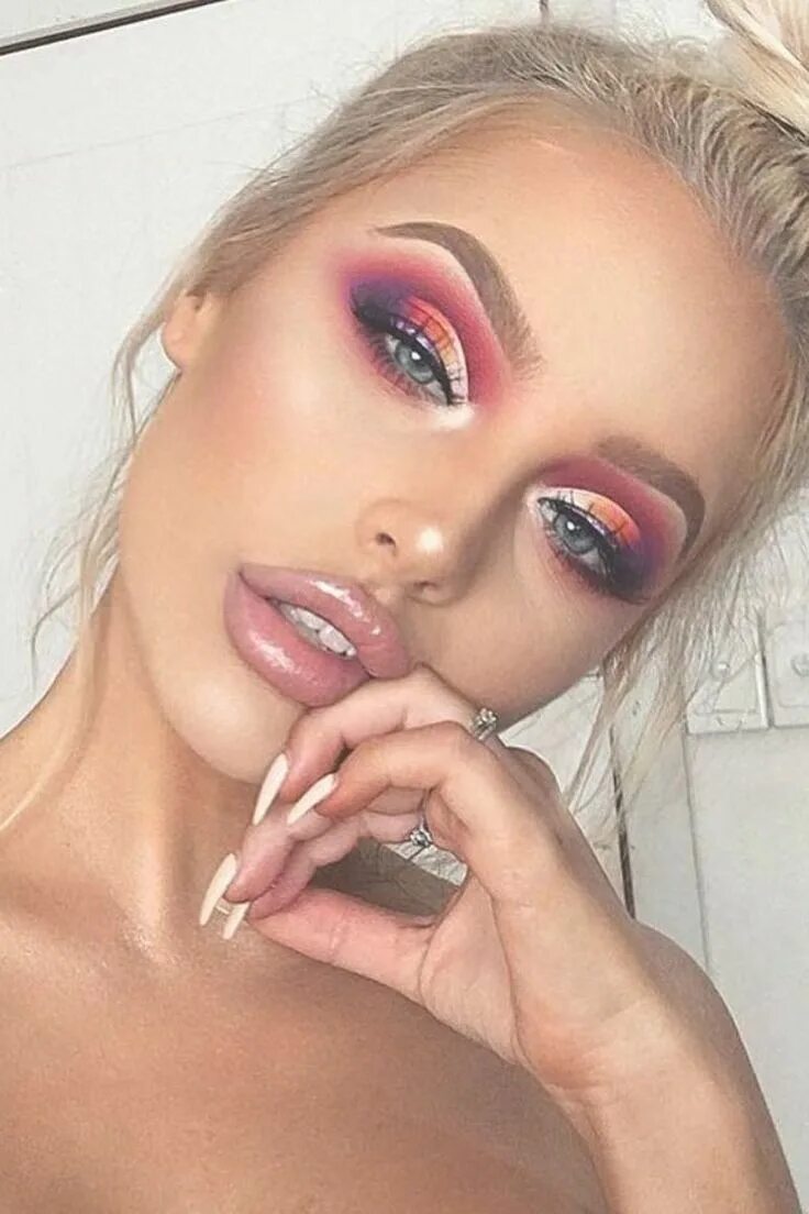Макияж 2016 года Colorful Shimmer Smokey Eyes Makeup Idea #smokeyeyes ★ Are you searching for the