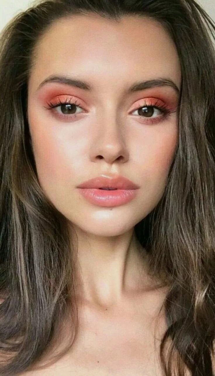 Макияж 2021 года Pin by Melissa Perez on Hair & Makeup Daytime makeup, Makeup makeover, Fashion m