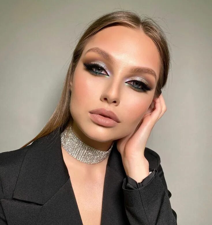 Макияж 2022 год Elena Sanko MakeUp on Instagram: "Моя демонстрация макияжа с растушеванной стрел