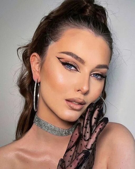 Макияж 2023 Beauty Leaders shared a post on Instagram: "@beautyleaders loves @tatyana_ivakin
