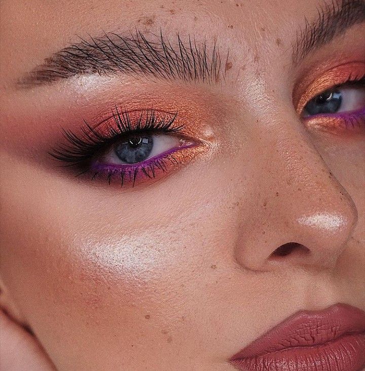 Макияж 2024 тренды для голубых глаз Buy Best Organic Lash Glue & Makeup Products True Glue Colorful makeup, Skin mak