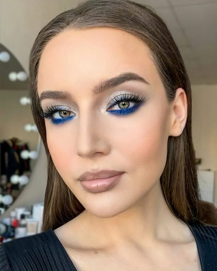 Макияж 2024 тренды для голубых глаз Pin by Dominik Polák on Photography Makeup eyeliner, Blue eye makeup, Eye makeup