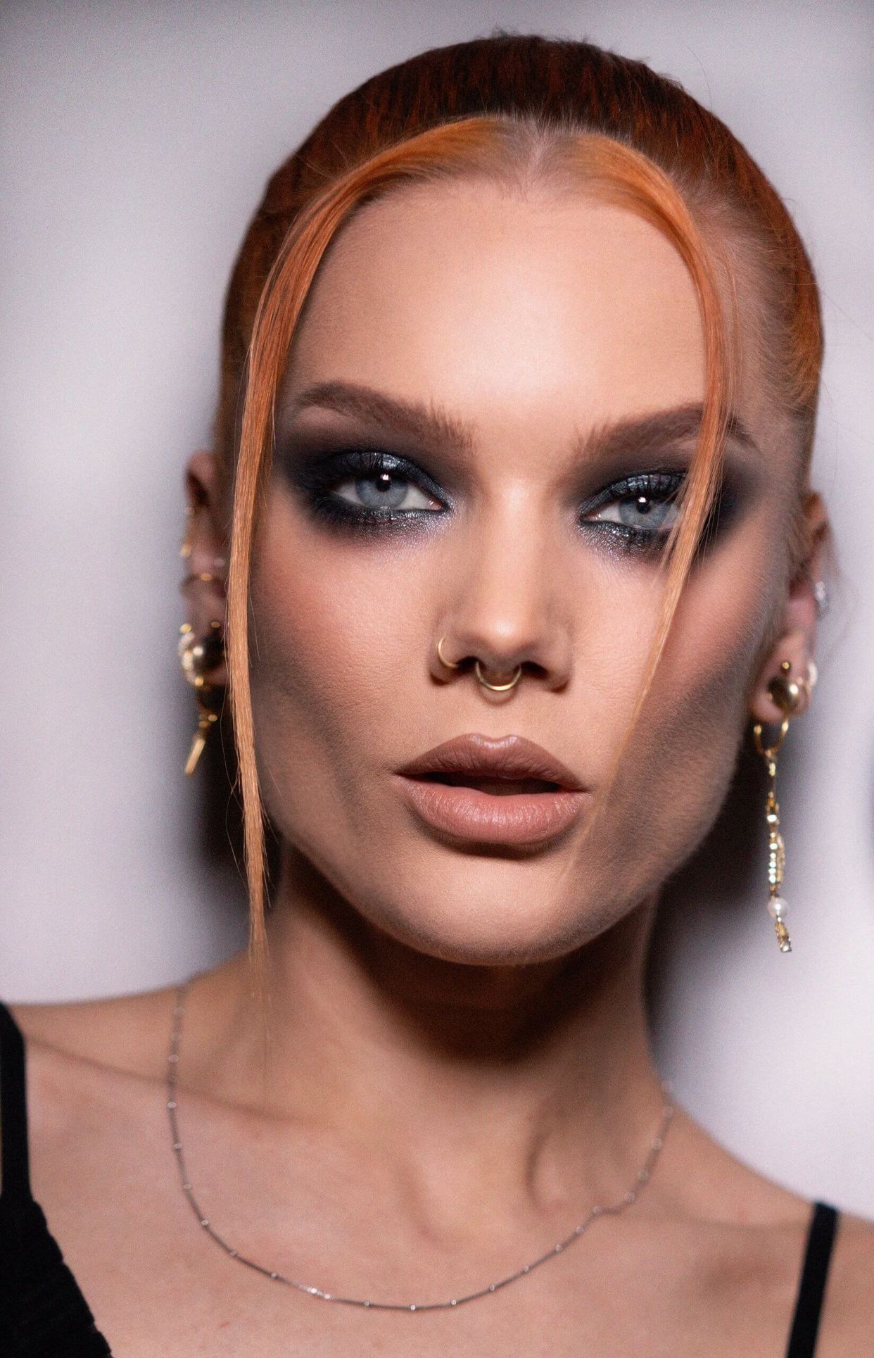Макияж 2025 Pin by Isabella Gómez on Maquillaje Black makeup, Makeup routine, Makeup for gre